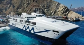 Μηχανική βλάβη στο καταμαράν «Power Jet» στο λιμάνι του Ηρακλείου: Απαγορεύτηκε ο απόπλους του
