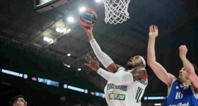 Ο Ρισόν Χολμς