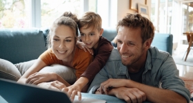 Σαρώνουν τα online μαθήματα για «αρχάριους» γονείς