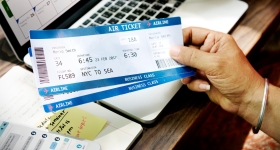 Πώς να βρείτε φθηνά εισιτήρια με Τεχνητή Νοημοσύνη: «Η πτήση μου κόστισε 1.260 δολάρια, εγώ πλήρωσα 118»