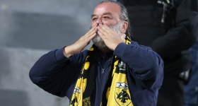 ΑΕΚ: «Φθηνά κόλπα από φθηνούς ανθρώπους δεν αγγίζουν τον Ηλιόπουλο»