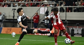 Η φάση στο 90’ είναι η εικόνα του φετινού πρωταθλήματος για τον Ολυμπιακό!