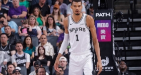 Ο Γουεμπανιάμα πέτυχε το τρίτο πιο γρήγορο double-double από τη σεζόν 1997/98 – Τι έκανε ο Πουλακίδας