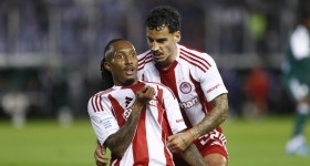 Το... ερυθρόλευκο λιοντάρι είναι εδώ και βρυχάται ακόμα δυνατά!