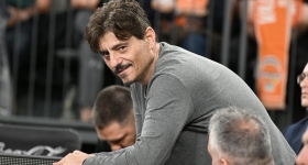 Ο Γιαννακόπουλος έβαλε τον Μπαρτζώκα στο περίφημο τραπεζάκι στο Σούνιο: «Κάθεται λάθος άνθρωπος»