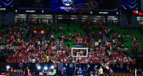 Video Gazzetta: Πήραν θέση στο «T-Center» οι οπαδοί του Ολυμπιακού