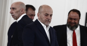 Και εάν υπάρξει νέα ισοπαλία με Μαρινάκη - Αλαφούζο στις εκλογές τι θα ισχύσει;