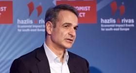 Ο Κυριάκος Μητσοτάκης στο πλευρό της Μαρίας Σάκκαρη στο Wimbledon