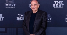 Στην Αθήνα ο Άβραμ Γκραντ και συνάντηση με Καρυπίδη