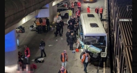 Γαλλία: Σύγκρουση λεωφορείου με εμπορευματικό τρένο στη Μάγχη με 19 τραυματίες 
