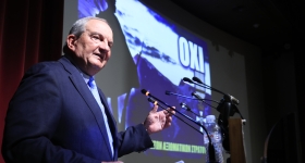 «Δεν μπορεί η Τουρκία να δίνει άδεια για τις κινήσεις της Ελλάδας»: Ο Καραμανλής μιλά για τουρκολιβυκό σύμφωνο σε εκδήλωση