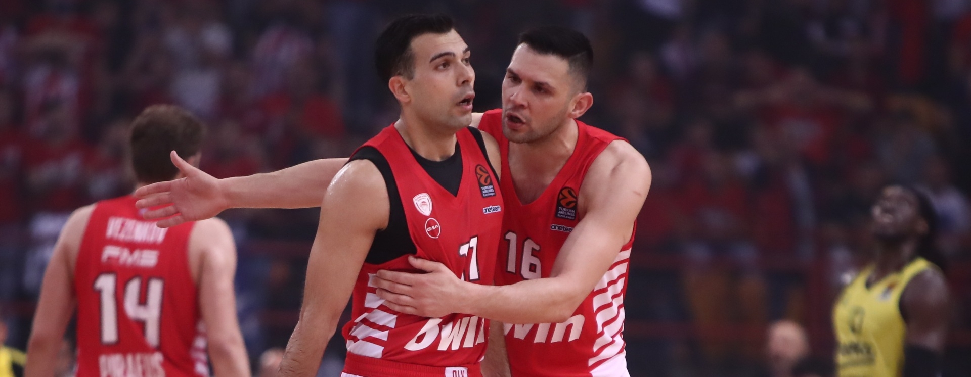 Ολυμπιακός: Ο ηγέτης Σλούκας, ο αρχηγός Παπανικολάου και το ταξίδι στον χρόνο