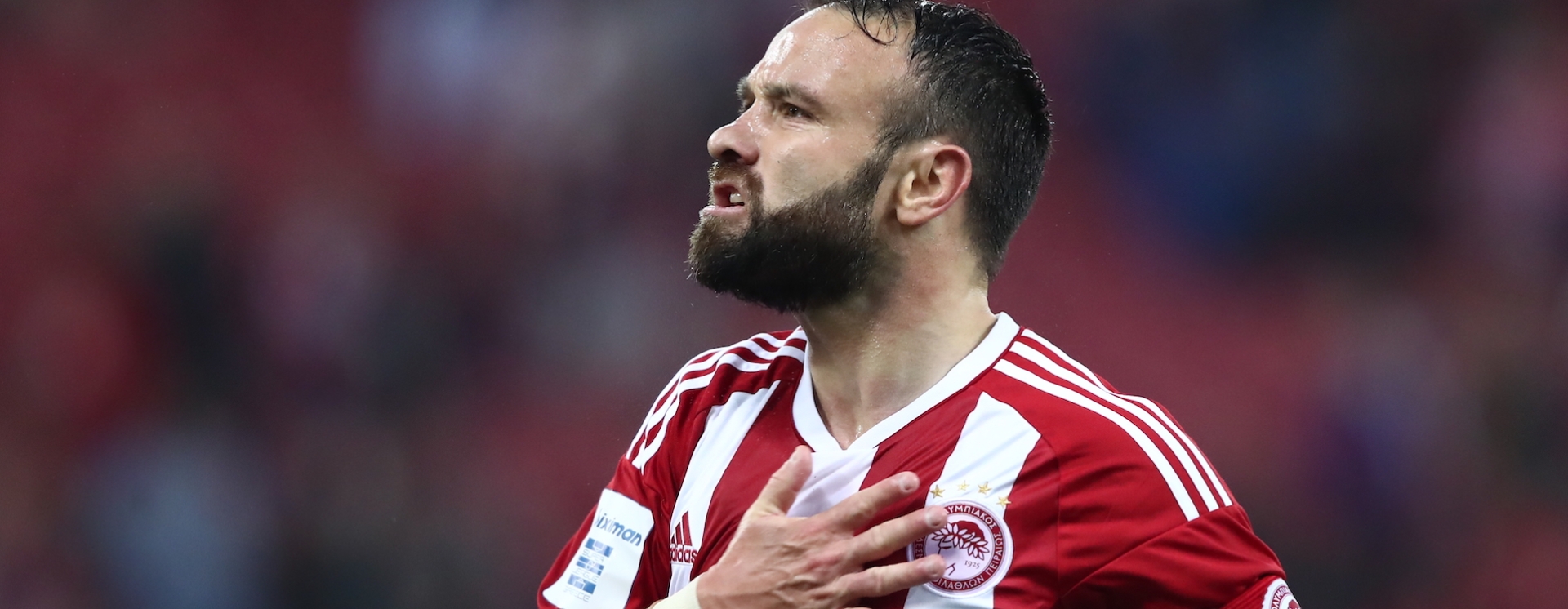 Ματιέ Βαλμπουενά: Ο κοντός «μάγος» που ερωτεύθηκε τον Ολυμπιακό