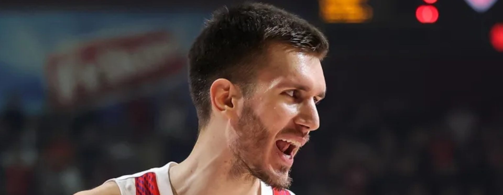 Ολυμπιακός, Πετρούσεφ: Μαθαίνοντας να ζεις για ένα όνειρο