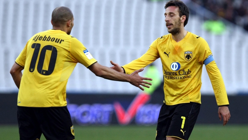 Παντελής Καφές - 1 (ΑΕΚ, Ολυμπιακός, ΠΑΟΚ)