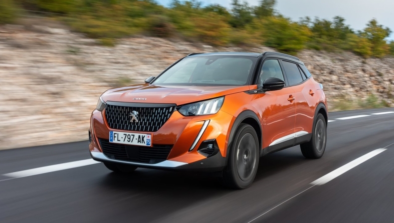 Peugeot 2008, 216 πωλήσεις