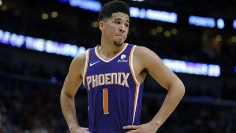 Ντέβιν Μπούκερ